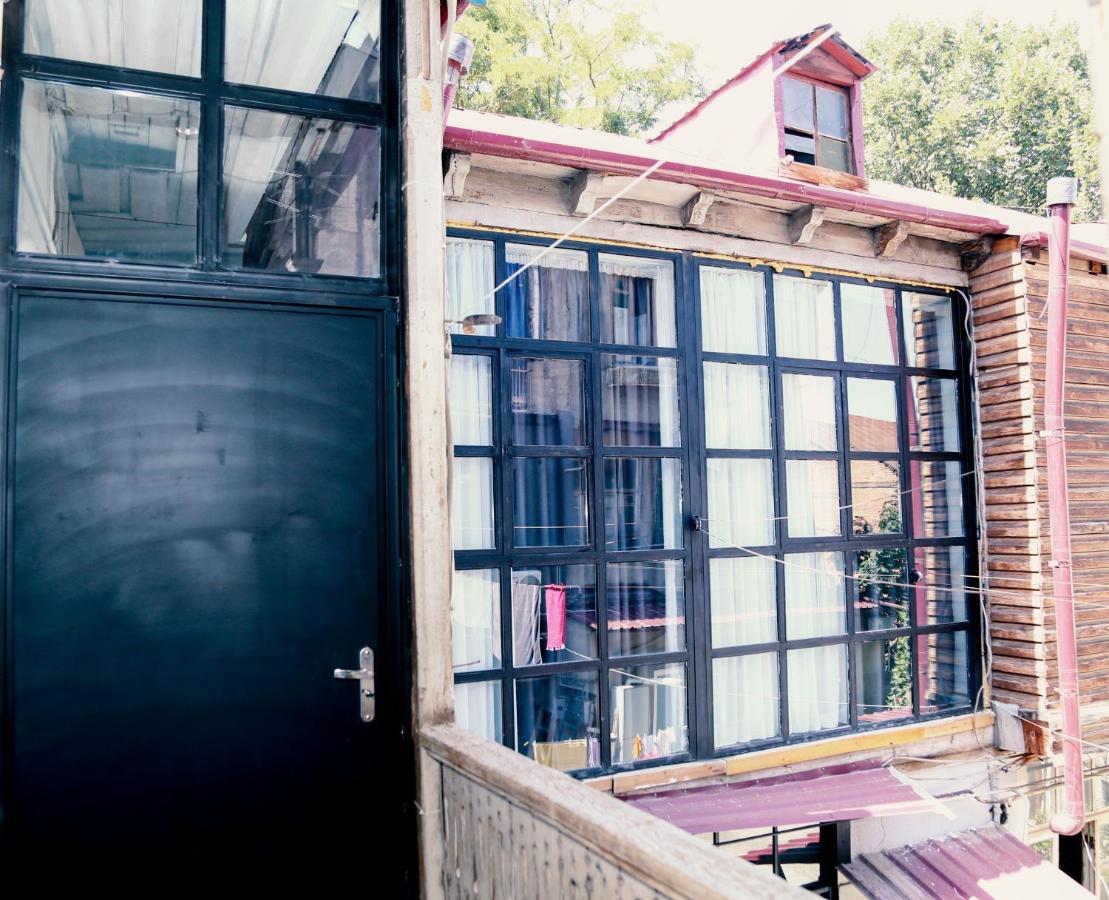 Panchitos Apartment Tbilisi Eksteriør bilde
